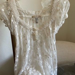 Prarie girl floral lace top